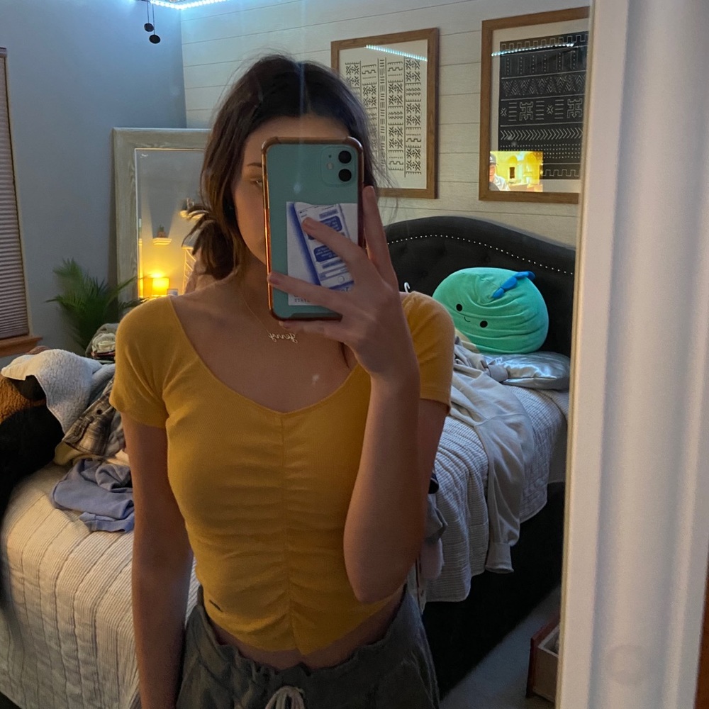 yellow hollister top